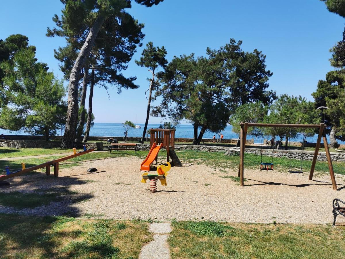 Lara Deluxe Superior 5 Star Apartment, Your Piece Of Heaven By The Sea & Park Novigrad Istria Eksteriør bilde