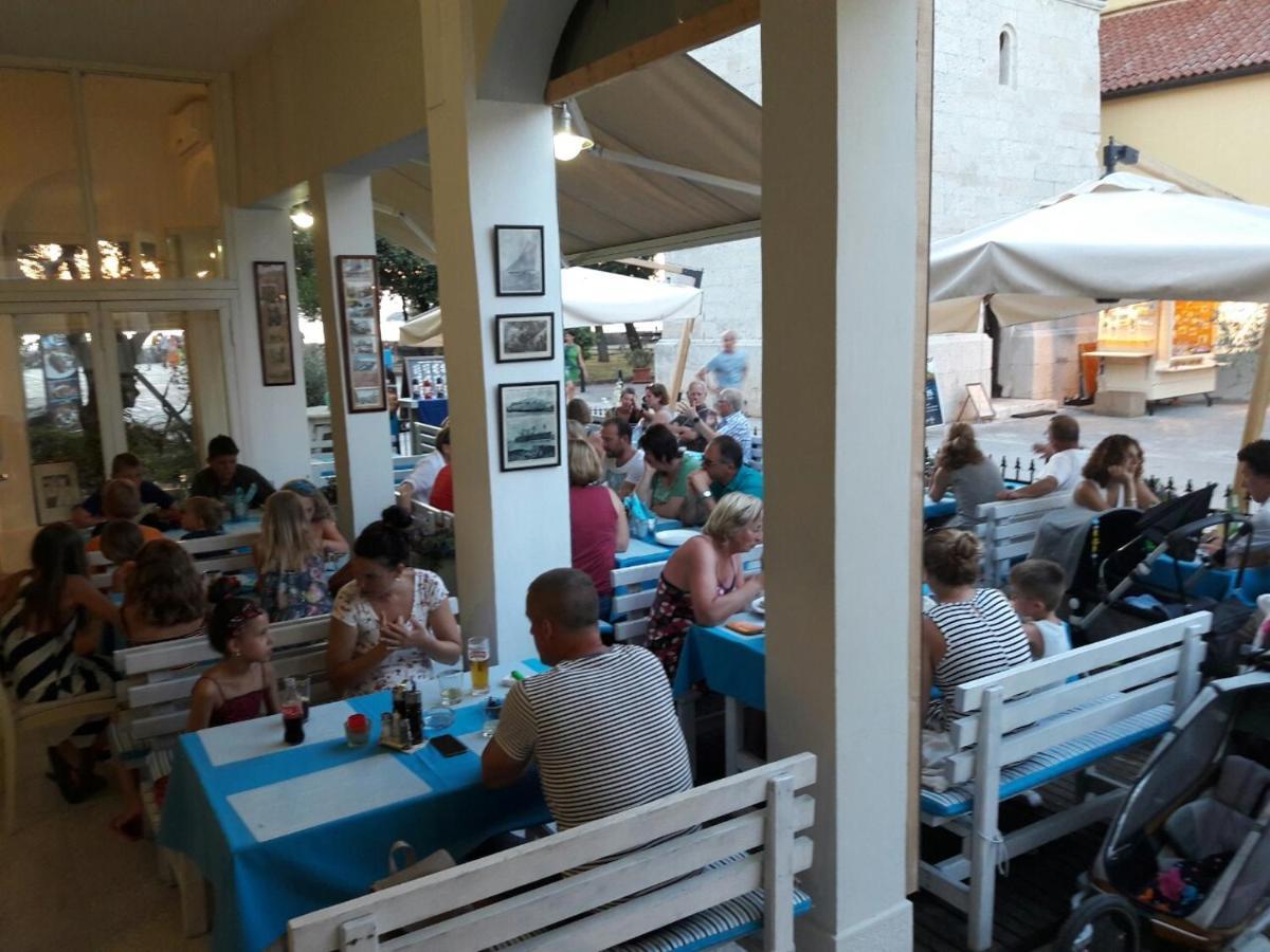 Lara Deluxe Superior 5 Star Apartment, Your Piece Of Heaven By The Sea & Park Novigrad Istria Eksteriør bilde