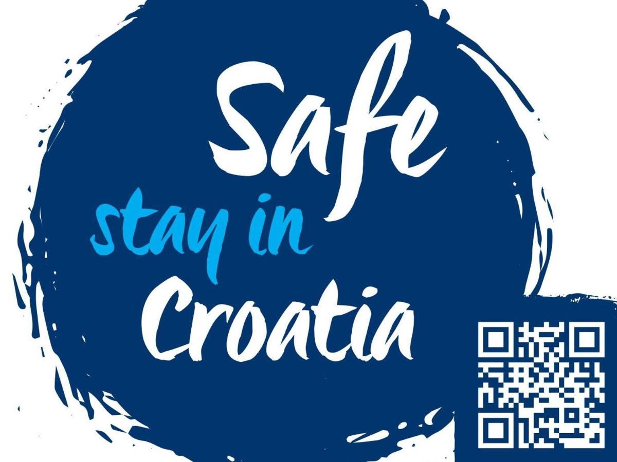 Lara Deluxe Superior 5 Star Apartment, Your Piece Of Heaven By The Sea & Park Novigrad Istria Eksteriør bilde